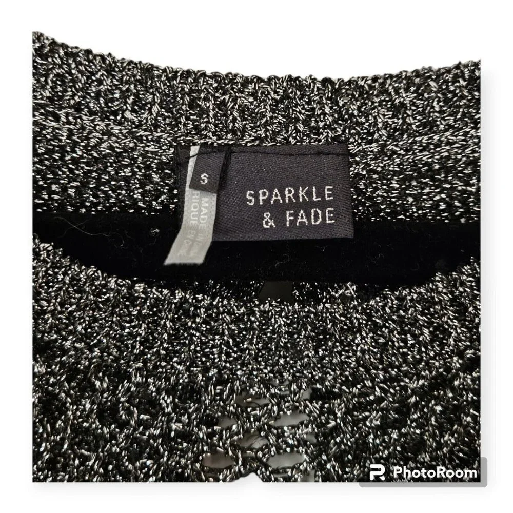 Sparkle And Fade Silver Metallic Knit Sleeveless Tunic Size S